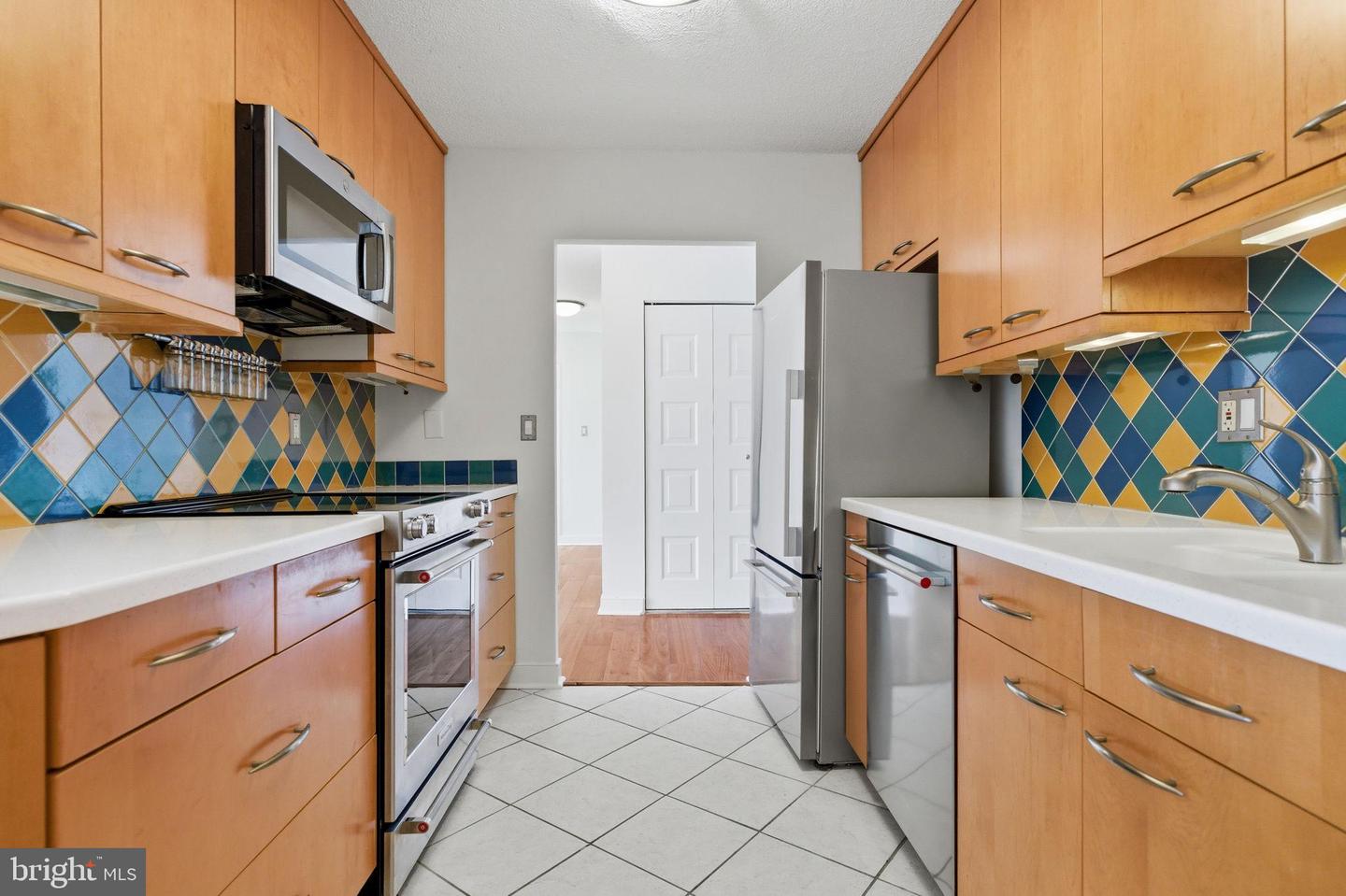 5300 COLUMBIA PIKE #908, ARLINGTON, Virginia 22204, 2 Bedrooms Bedrooms, 7 Rooms Rooms,2 BathroomsBathrooms,Residential,For sale,5300 COLUMBIA PIKE #908,VAAR2069248 MLS # VAAR2069248