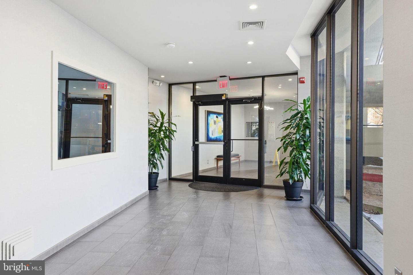 5300 COLUMBIA PIKE #908, ARLINGTON, Virginia 22204, 2 Bedrooms Bedrooms, 7 Rooms Rooms,2 BathroomsBathrooms,Residential,For sale,5300 COLUMBIA PIKE #908,VAAR2069248 MLS # VAAR2069248