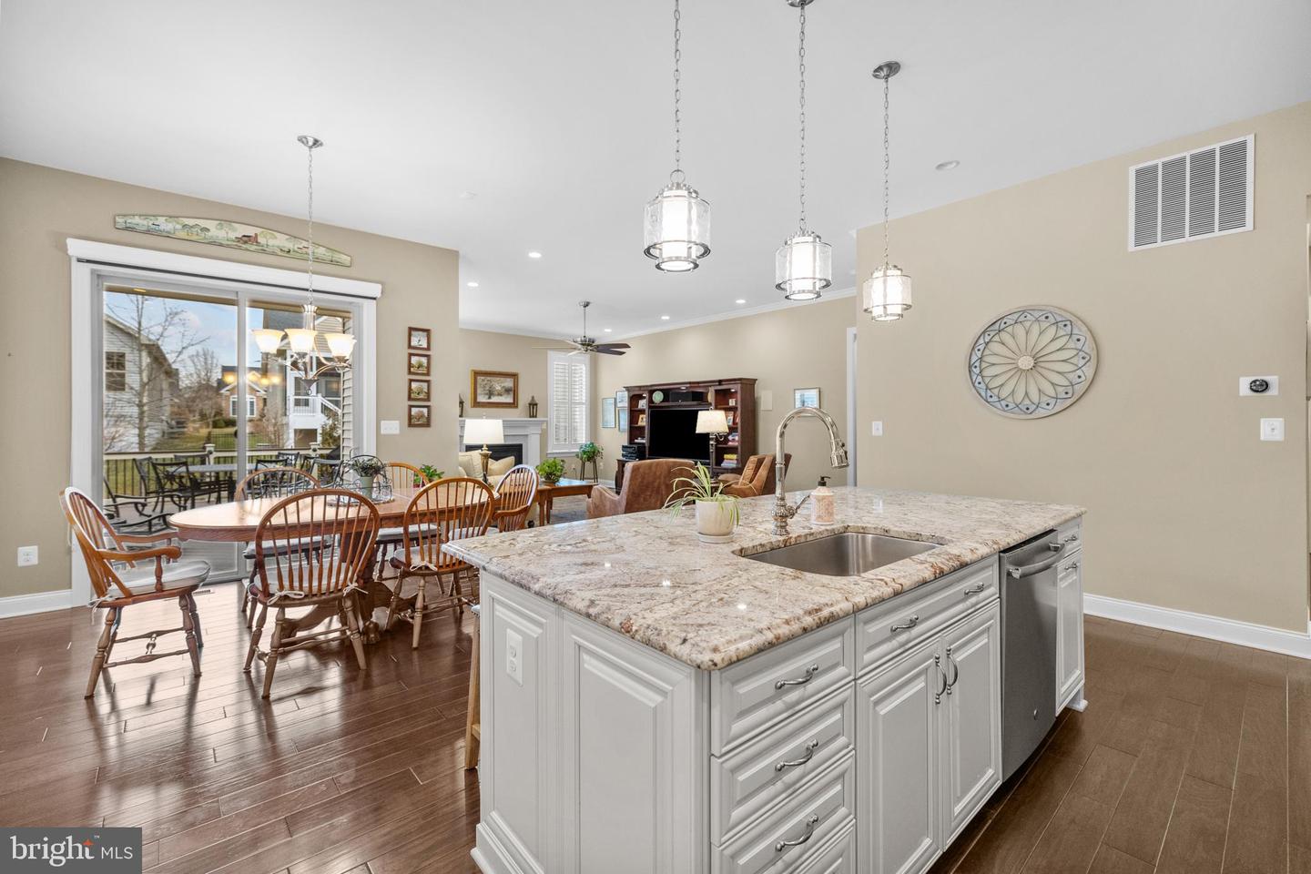 6061 TROTTERS POINT LN, GAINESVILLE, Virginia 20155, 3 Bedrooms Bedrooms, ,3 BathroomsBathrooms,Residential,For sale,6061 TROTTERS POINT LN,VAPW2113202 MLS # VAPW2113202