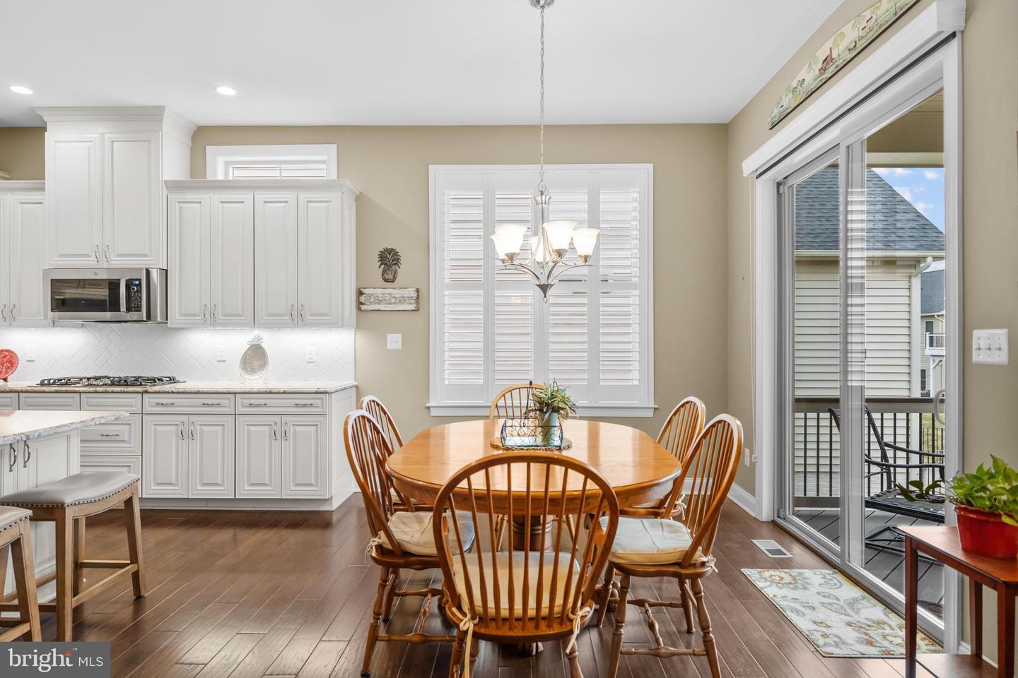 6061 TROTTERS POINT LN, GAINESVILLE, Virginia 20155, 3 Bedrooms Bedrooms, ,3 BathroomsBathrooms,Residential,For sale,6061 TROTTERS POINT LN,VAPW2113202 MLS # VAPW2113202