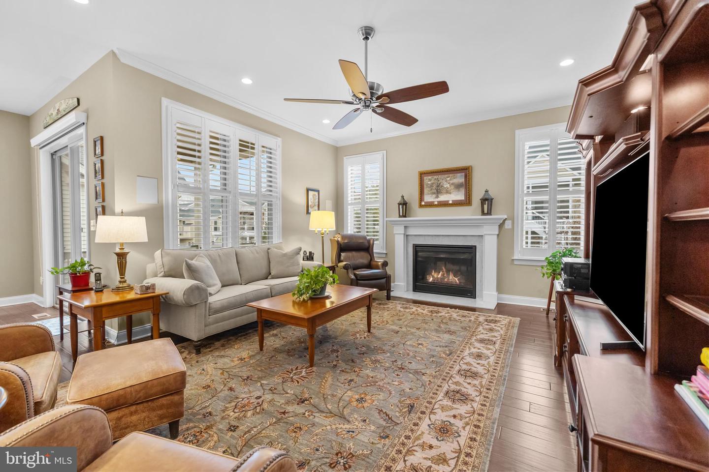 6061 TROTTERS POINT LN, GAINESVILLE, Virginia 20155, 3 Bedrooms Bedrooms, ,3 BathroomsBathrooms,Residential,For sale,6061 TROTTERS POINT LN,VAPW2113202 MLS # VAPW2113202