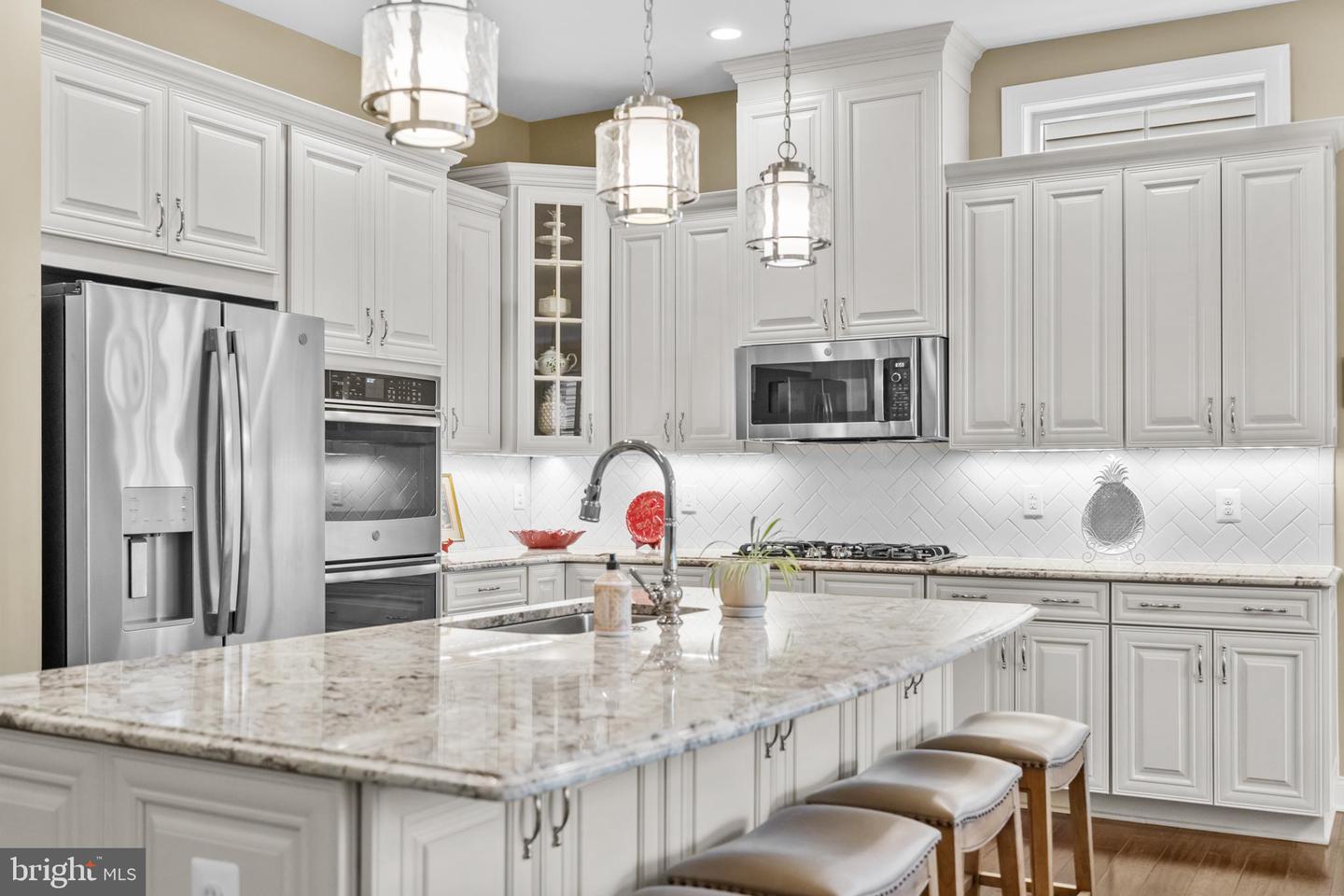 6061 TROTTERS POINT LN, GAINESVILLE, Virginia 20155, 3 Bedrooms Bedrooms, ,3 BathroomsBathrooms,Residential,For sale,6061 TROTTERS POINT LN,VAPW2113202 MLS # VAPW2113202