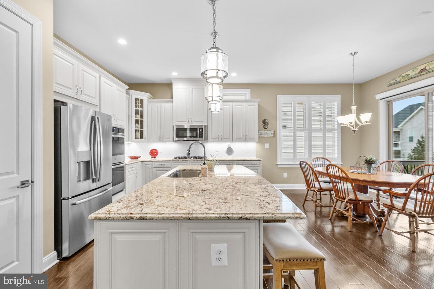 6061 TROTTERS POINT LN, GAINESVILLE, Virginia 20155, 3 Bedrooms Bedrooms, ,3 BathroomsBathrooms,Residential,For sale,6061 TROTTERS POINT LN,VAPW2113202 MLS # VAPW2113202