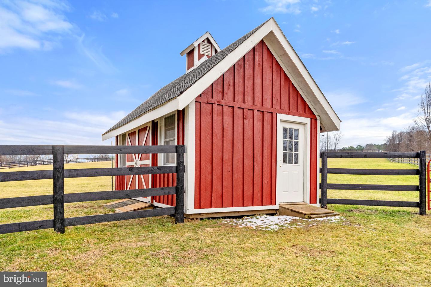 39054 OLD STAGE PL, WATERFORD, Virginia 20197, 5 Bedrooms Bedrooms, ,4 BathroomsBathrooms,Residential,For sale,39054 OLD STAGE PL,VALO2116632 MLS # VALO2116632