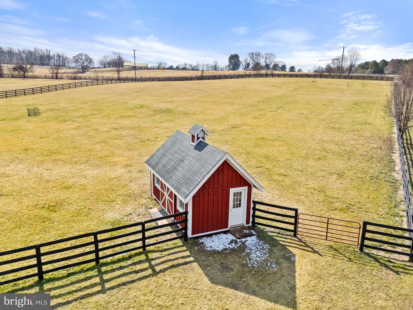 39054 OLD STAGE PL, WATERFORD, Virginia 20197, 5 Bedrooms Bedrooms, ,4 BathroomsBathrooms,Residential,For sale,39054 OLD STAGE PL,VALO2116632 MLS # VALO2116632