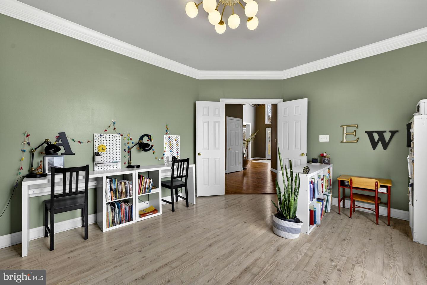 39054 OLD STAGE PL, WATERFORD, Virginia 20197, 5 Bedrooms Bedrooms, ,4 BathroomsBathrooms,Residential,For sale,39054 OLD STAGE PL,VALO2116632 MLS # VALO2116632