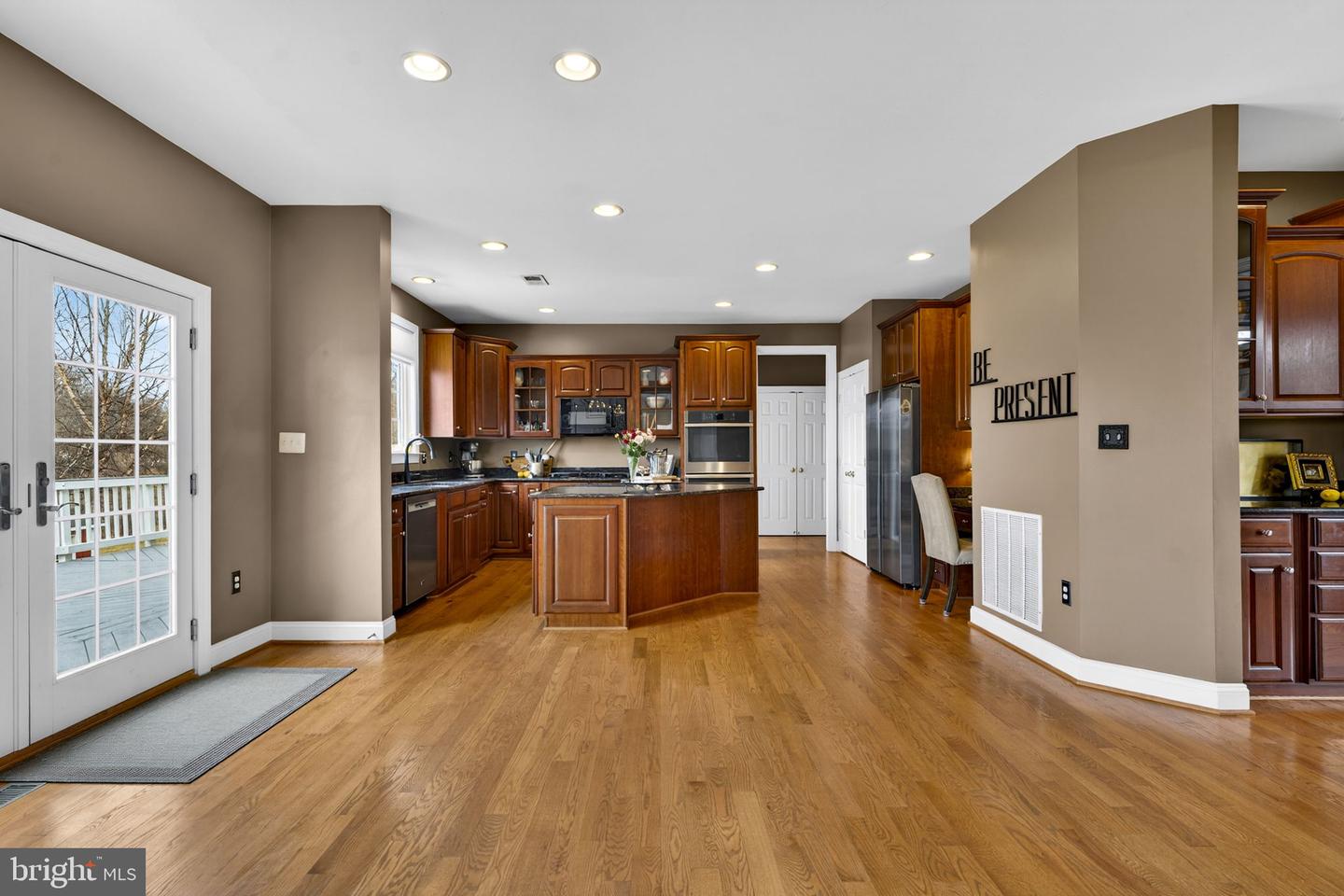 39054 OLD STAGE PL, WATERFORD, Virginia 20197, 5 Bedrooms Bedrooms, ,4 BathroomsBathrooms,Residential,For sale,39054 OLD STAGE PL,VALO2116632 MLS # VALO2116632