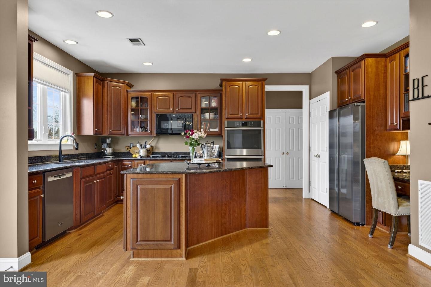 39054 OLD STAGE PL, WATERFORD, Virginia 20197, 5 Bedrooms Bedrooms, ,4 BathroomsBathrooms,Residential,For sale,39054 OLD STAGE PL,VALO2116632 MLS # VALO2116632