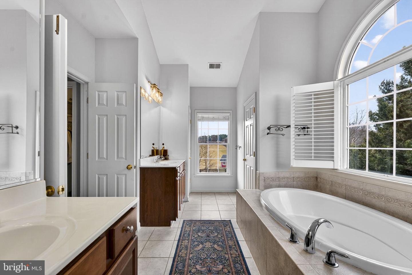 39054 OLD STAGE PL, WATERFORD, Virginia 20197, 5 Bedrooms Bedrooms, ,4 BathroomsBathrooms,Residential,For sale,39054 OLD STAGE PL,VALO2116632 MLS # VALO2116632