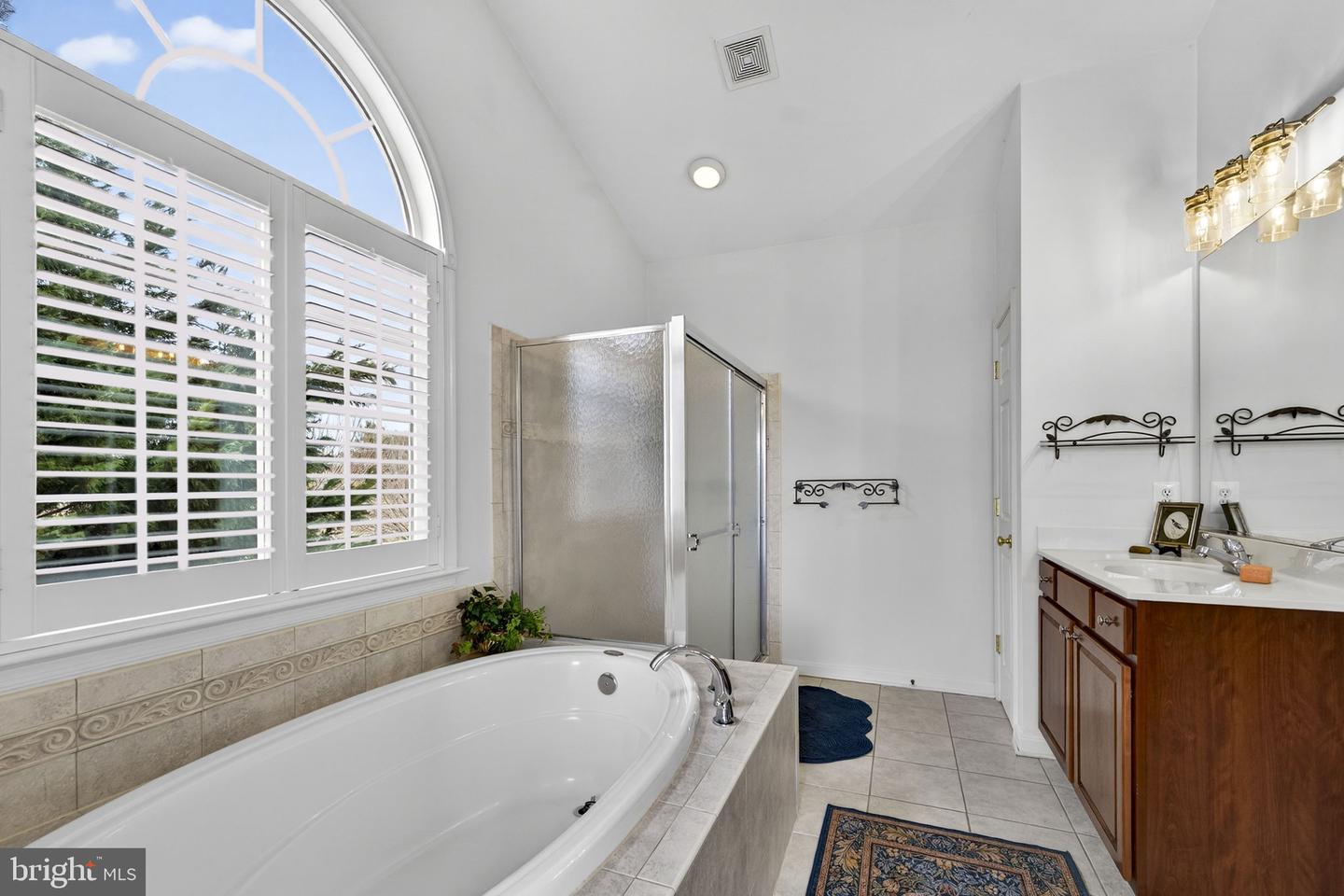 39054 OLD STAGE PL, WATERFORD, Virginia 20197, 5 Bedrooms Bedrooms, ,4 BathroomsBathrooms,Residential,For sale,39054 OLD STAGE PL,VALO2116632 MLS # VALO2116632