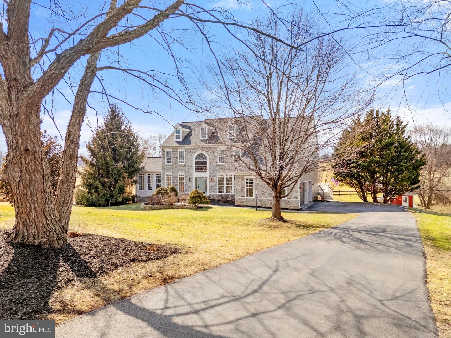 39054 OLD STAGE PL, WATERFORD, Virginia 20197, 5 Bedrooms Bedrooms, ,4 BathroomsBathrooms,Residential,For sale,39054 OLD STAGE PL,VALO2116632 MLS # VALO2116632