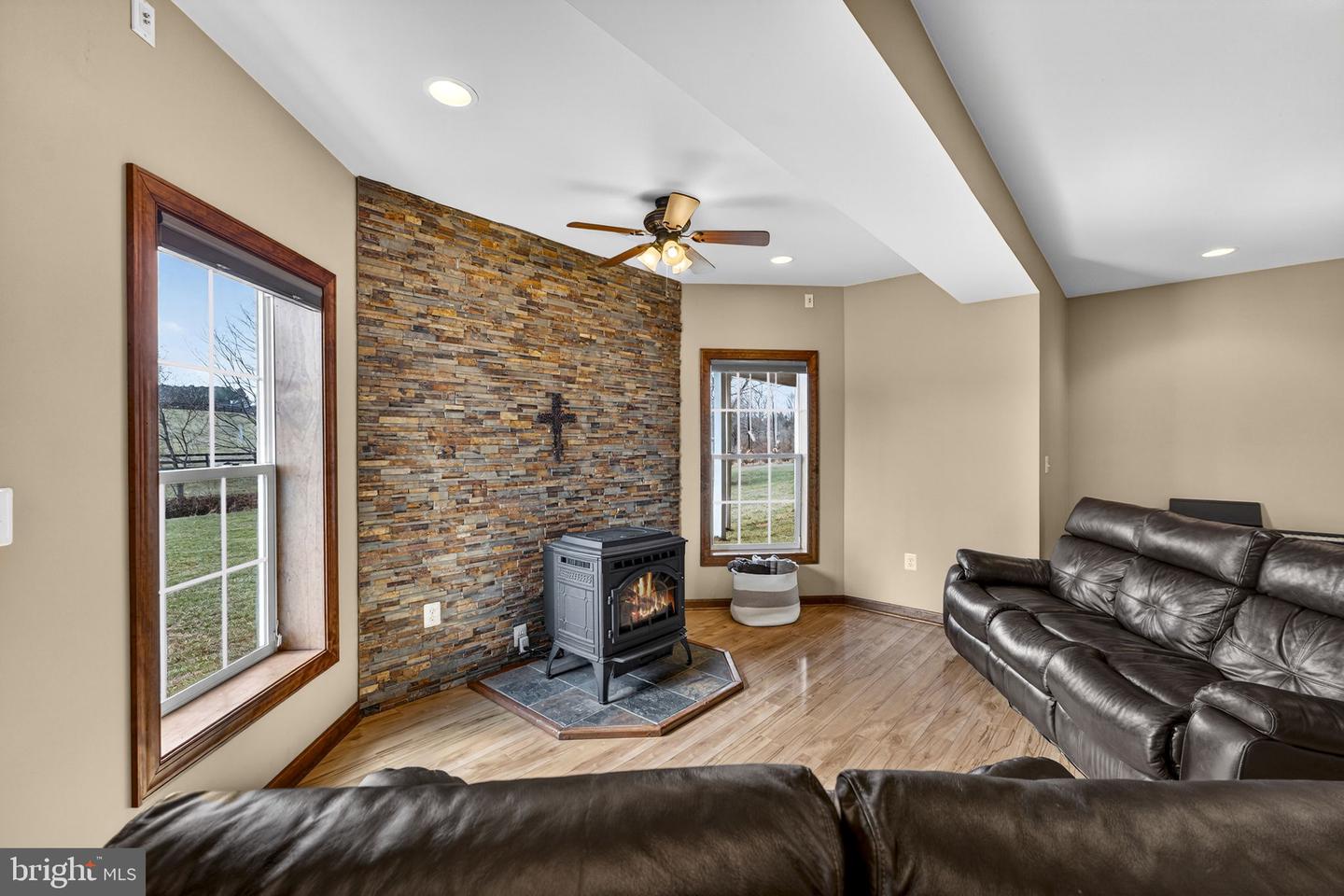 39054 OLD STAGE PL, WATERFORD, Virginia 20197, 5 Bedrooms Bedrooms, ,4 BathroomsBathrooms,Residential,For sale,39054 OLD STAGE PL,VALO2116632 MLS # VALO2116632