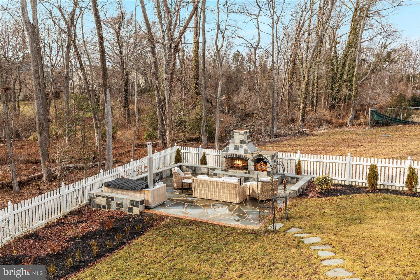 8734 LUKENS LN, ALEXANDRIA, Virginia 22309, 4 Bedrooms Bedrooms, ,5 BathroomsBathrooms,Residential,For sale,8734 LUKENS LN,VAFX2292592 MLS # VAFX2292592