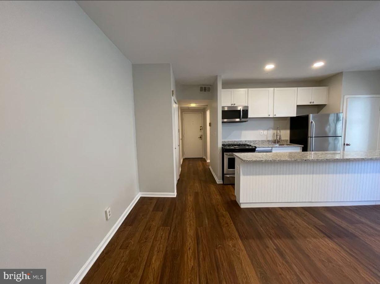 1669 COLUMBIA RD NW #215, WASHINGTON, District Of Columbia 20009, 1 Bedroom Bedrooms, ,1 BathroomBathrooms,Residential,For sale,1669 COLUMBIA RD NW #215,DCDC2247620 MLS # DCDC2247620