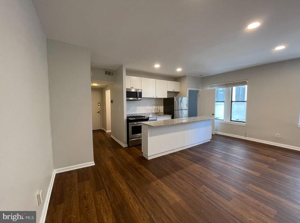 1669 COLUMBIA RD NW #215, WASHINGTON, District Of Columbia 20009, 1 Bedroom Bedrooms, ,1 BathroomBathrooms,Residential,For sale,1669 COLUMBIA RD NW #215,DCDC2247620 MLS # DCDC2247620