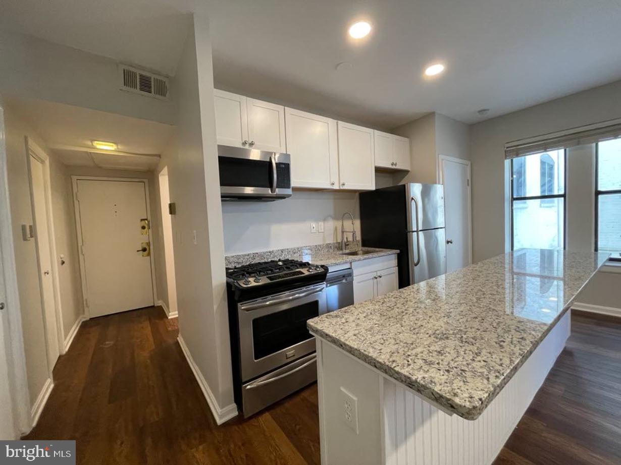 1669 COLUMBIA RD NW #215, WASHINGTON, District Of Columbia 20009, 1 Bedroom Bedrooms, ,1 BathroomBathrooms,Residential,For sale,1669 COLUMBIA RD NW #215,DCDC2247620 MLS # DCDC2247620