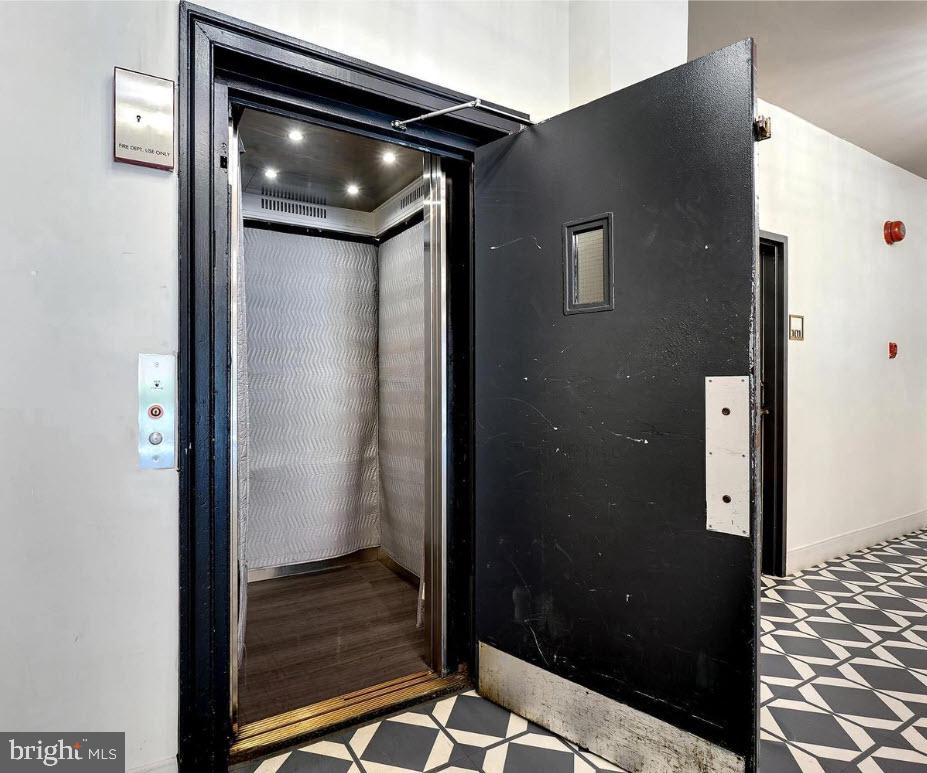 1669 COLUMBIA RD NW #215, WASHINGTON, District Of Columbia 20009, 1 Bedroom Bedrooms, ,1 BathroomBathrooms,Residential,For sale,1669 COLUMBIA RD NW #215,DCDC2247620 MLS # DCDC2247620