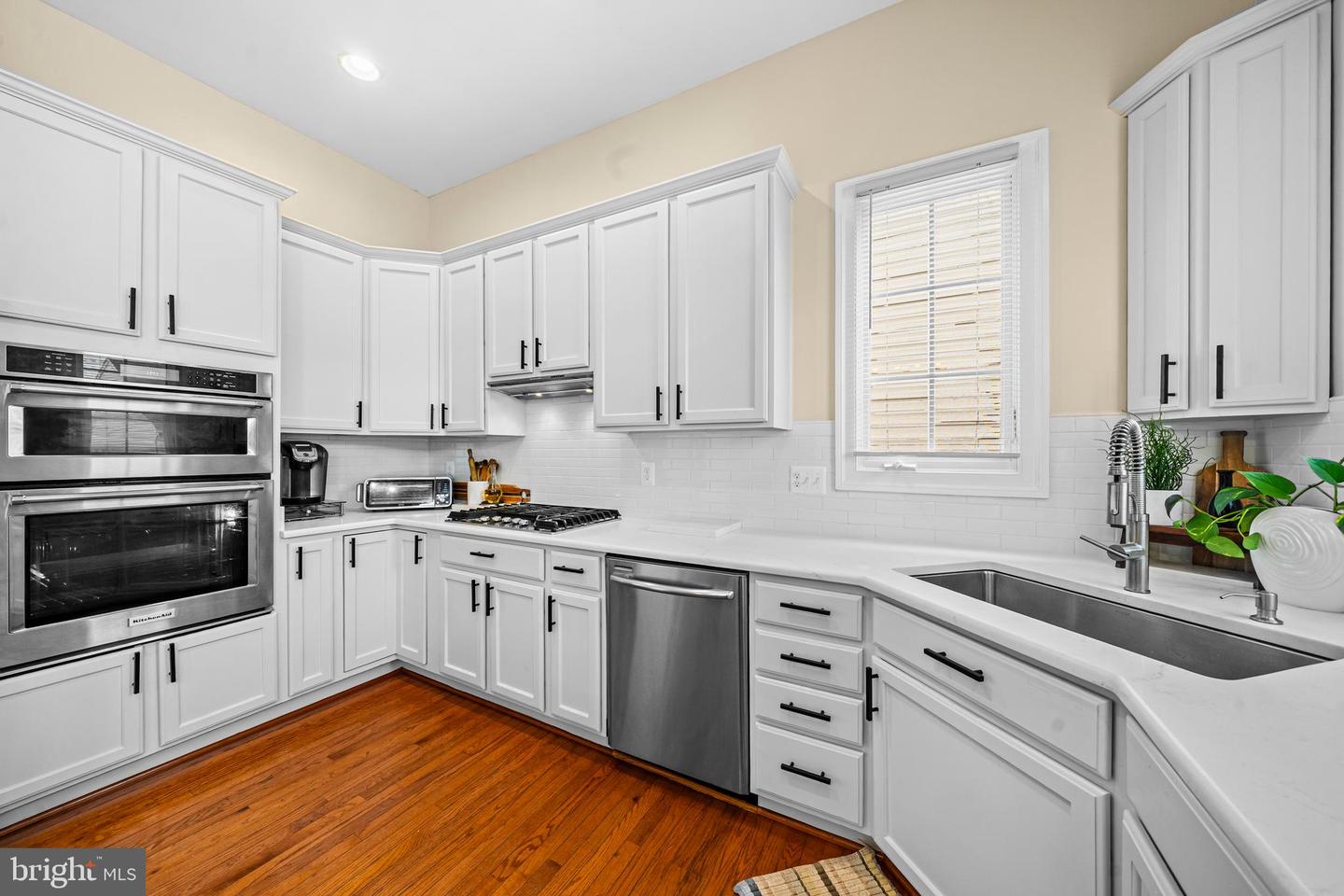 13042 TAVERNER LOOP, WOODBRIDGE, Virginia 22192, 5 Bedrooms Bedrooms, ,3 BathroomsBathrooms,Residential,For sale,13042 TAVERNER LOOP,VAPW2113218 MLS # VAPW2113218