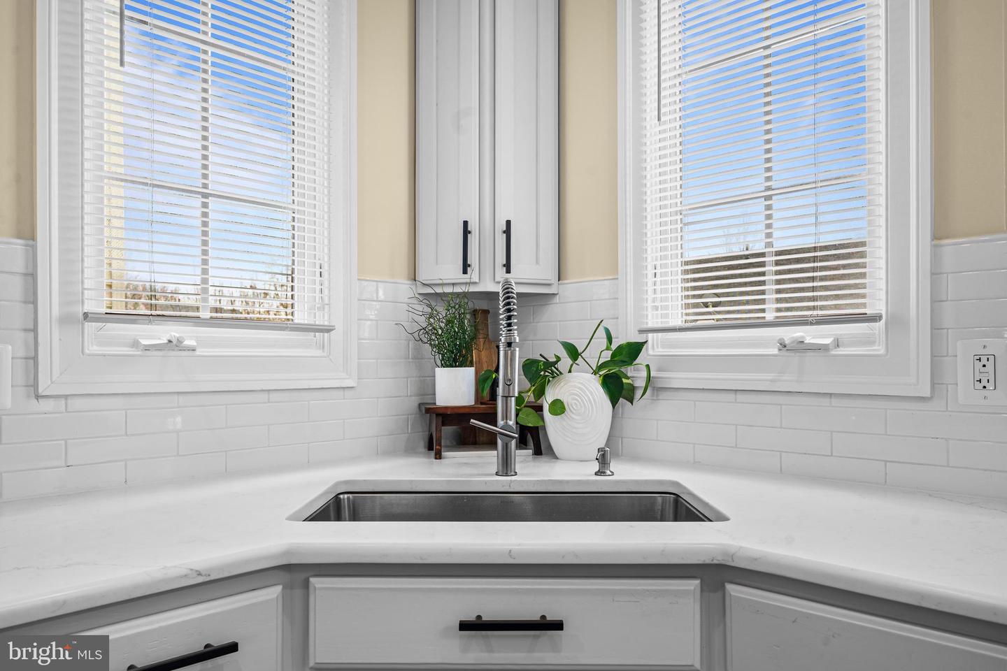 13042 TAVERNER LOOP, WOODBRIDGE, Virginia 22192, 5 Bedrooms Bedrooms, ,3 BathroomsBathrooms,Residential,For sale,13042 TAVERNER LOOP,VAPW2113218 MLS # VAPW2113218