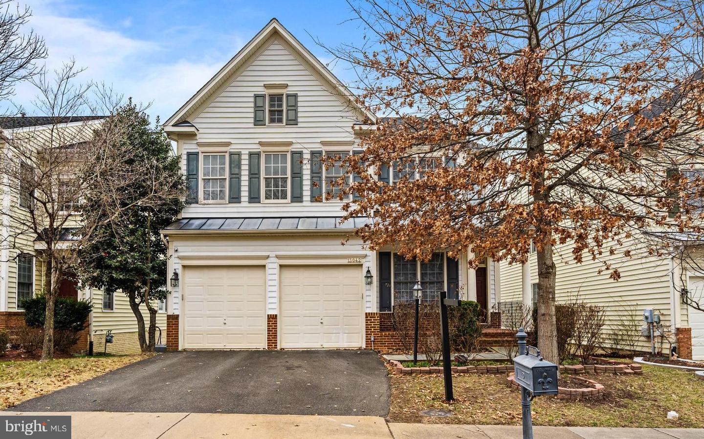 13042 TAVERNER LOOP, WOODBRIDGE, Virginia 22192, 5 Bedrooms Bedrooms, ,3 BathroomsBathrooms,Residential,For sale,13042 TAVERNER LOOP,VAPW2113218 MLS # VAPW2113218