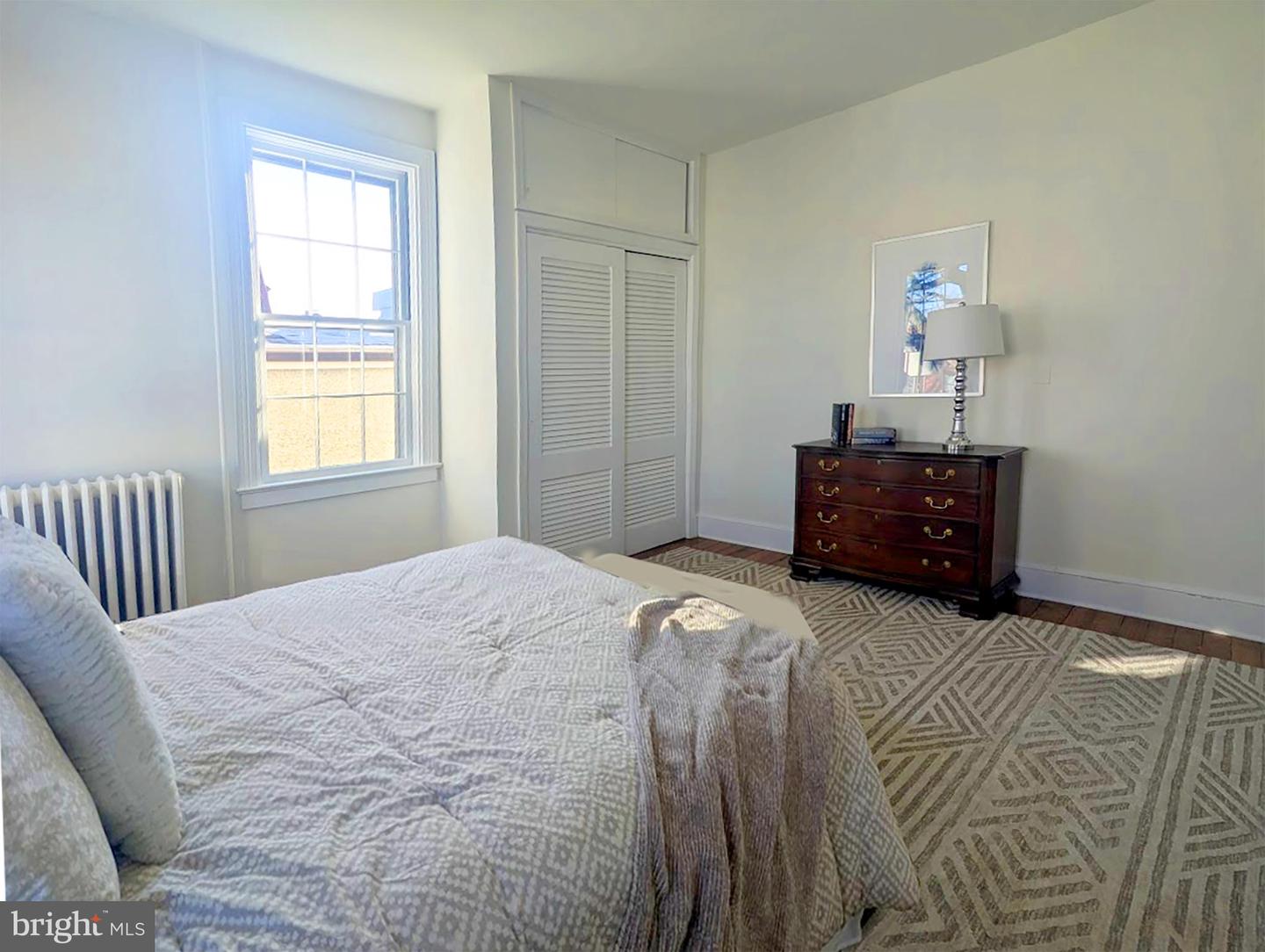115 6TH ST SE, WASHINGTON, District Of Columbia 20003, 4 Bedrooms Bedrooms, ,1 BathroomBathrooms,Residential,For sale,115 6TH ST SE,DCDC2247632 MLS # DCDC2247632