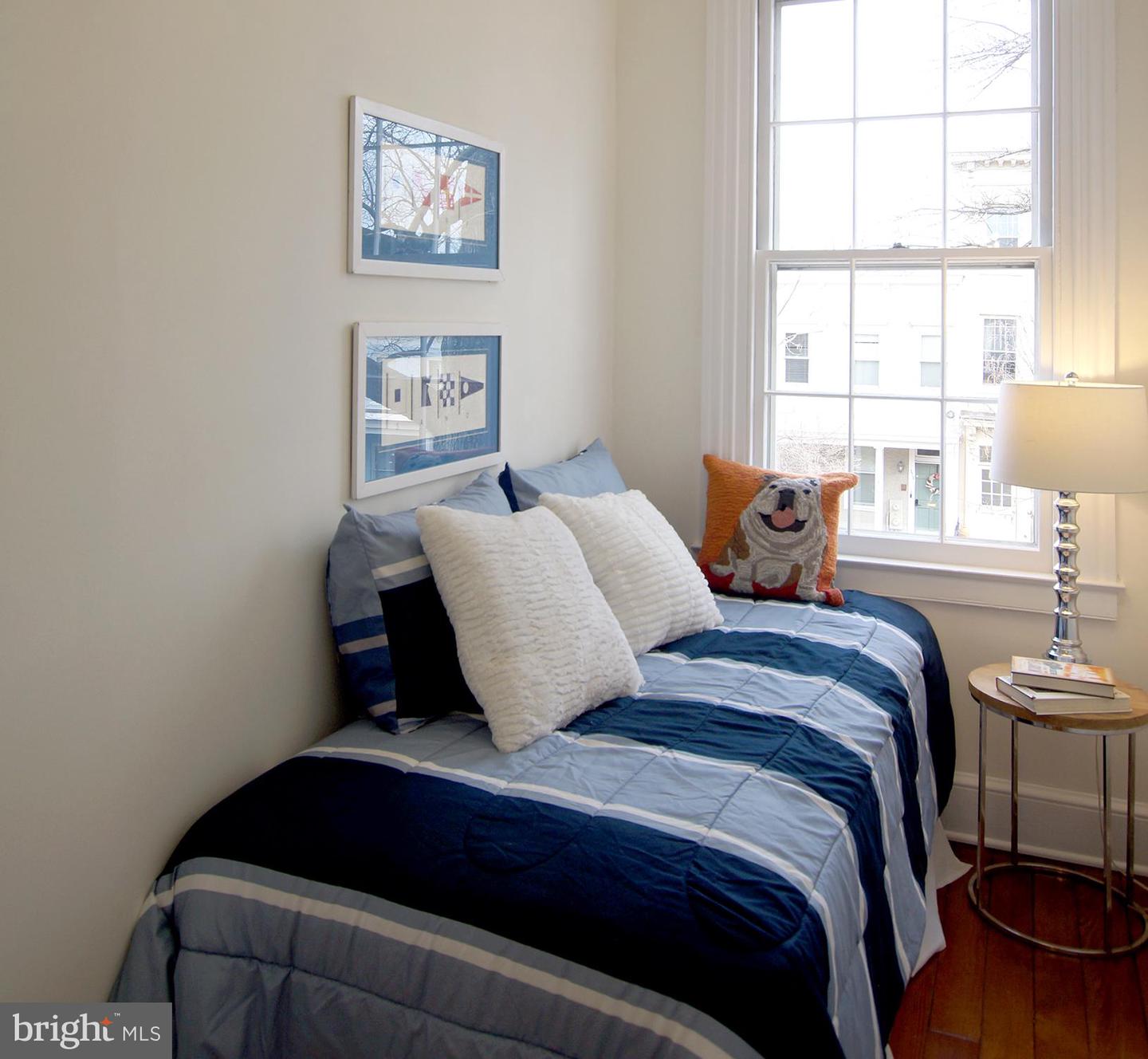 115 6TH ST SE, WASHINGTON, District Of Columbia 20003, 4 Bedrooms Bedrooms, ,1 BathroomBathrooms,Residential,For sale,115 6TH ST SE,DCDC2247632 MLS # DCDC2247632