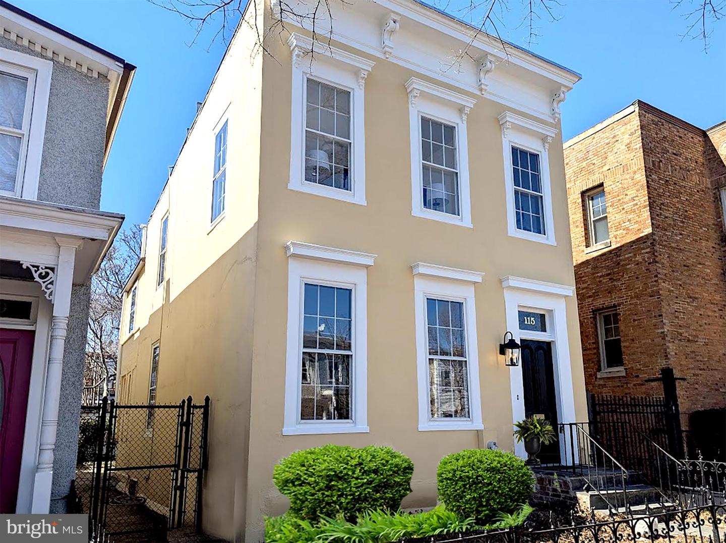 115 6TH ST SE, WASHINGTON, District Of Columbia 20003, 4 Bedrooms Bedrooms, ,1 BathroomBathrooms,Residential,For sale,115 6TH ST SE,DCDC2247632 MLS # DCDC2247632