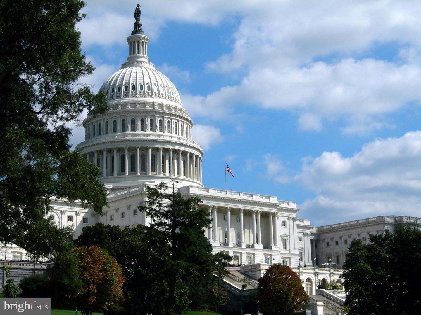 115 6TH ST SE, WASHINGTON, District Of Columbia 20003, 4 Bedrooms Bedrooms, ,1 BathroomBathrooms,Residential,For sale,115 6TH ST SE,DCDC2247632 MLS # DCDC2247632