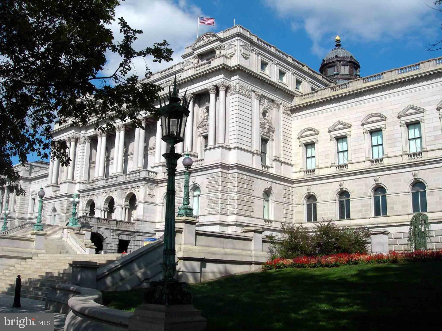 115 6TH ST SE, WASHINGTON, District Of Columbia 20003, 4 Bedrooms Bedrooms, ,1 BathroomBathrooms,Residential,For sale,115 6TH ST SE,DCDC2247632 MLS # DCDC2247632