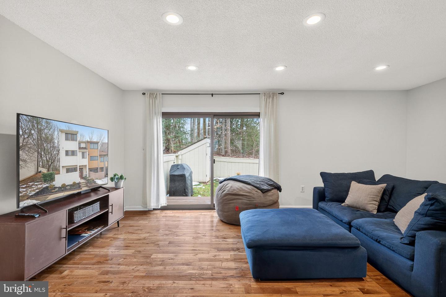 1817 OLD POST TER, WOODBRIDGE, Virginia 22191, 4 Bedrooms Bedrooms, ,3 BathroomsBathrooms,Residential,For sale,1817 OLD POST TER,VAPW2113224 MLS # VAPW2113224