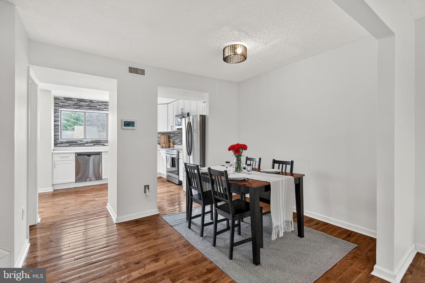 1817 OLD POST TER, WOODBRIDGE, Virginia 22191, 4 Bedrooms Bedrooms, ,3 BathroomsBathrooms,Residential,For sale,1817 OLD POST TER,VAPW2113224 MLS # VAPW2113224