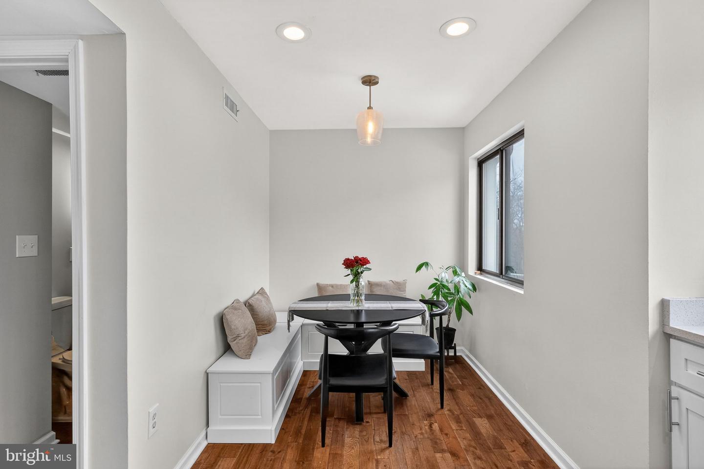 1817 OLD POST TER, WOODBRIDGE, Virginia 22191, 4 Bedrooms Bedrooms, ,3 BathroomsBathrooms,Residential,For sale,1817 OLD POST TER,VAPW2113224 MLS # VAPW2113224