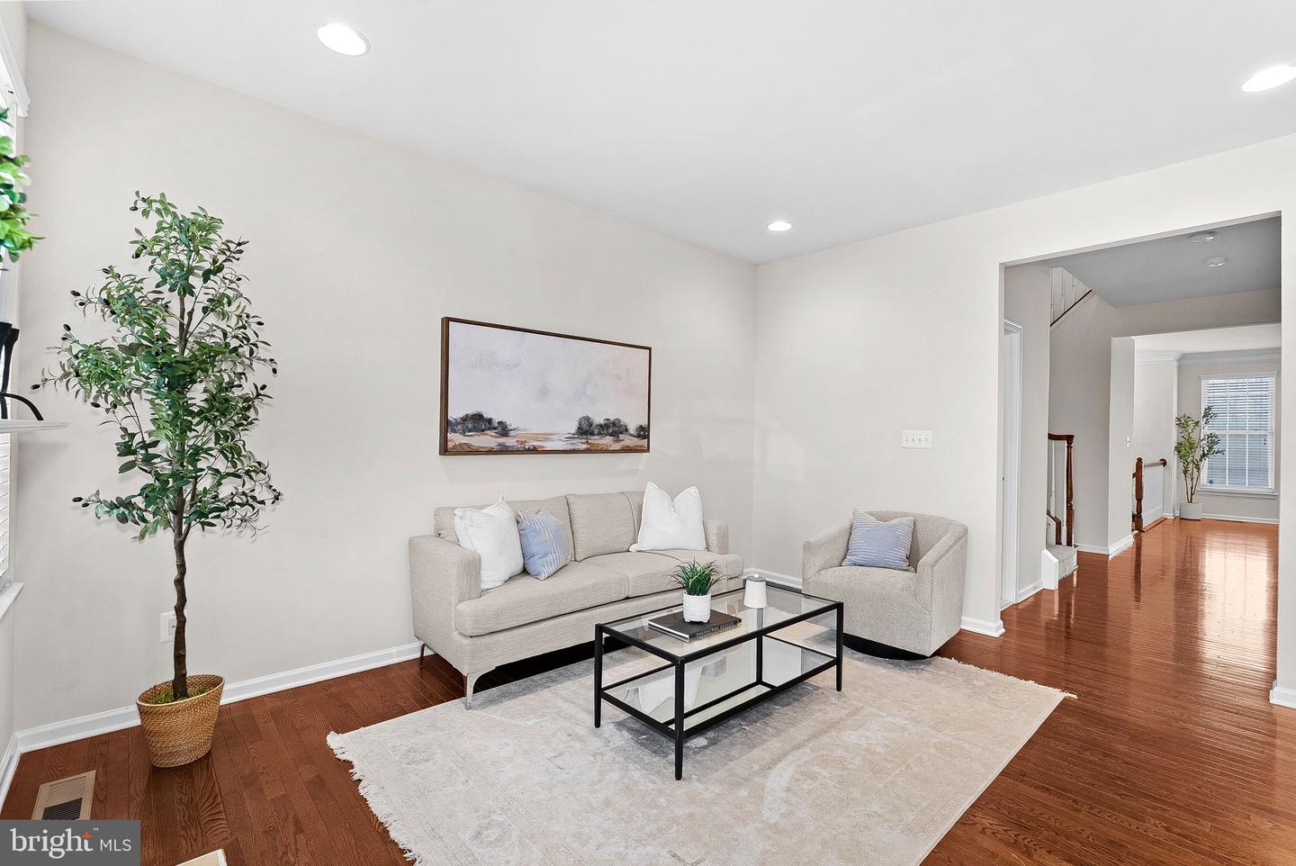 25631 ANTHEM TER, CHANTILLY, Virginia 20152, 3 Bedrooms Bedrooms, ,3 BathroomsBathrooms,Residential,For sale,25631 ANTHEM TER,VALO2116658 MLS # VALO2116658