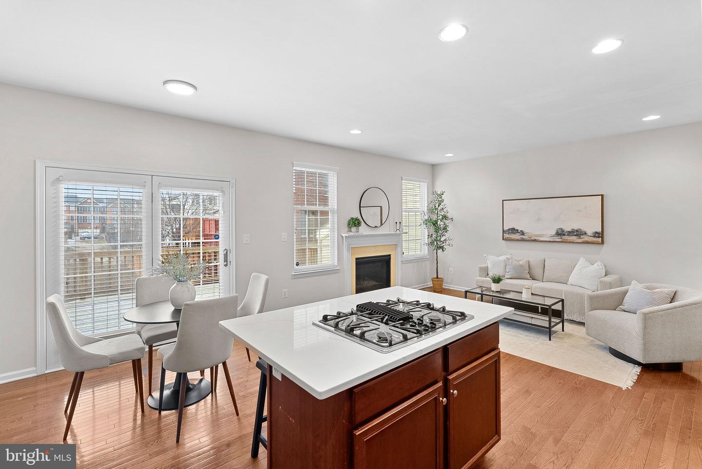 25631 ANTHEM TER, CHANTILLY, Virginia 20152, 3 Bedrooms Bedrooms, ,3 BathroomsBathrooms,Residential,For sale,25631 ANTHEM TER,VALO2116658 MLS # VALO2116658