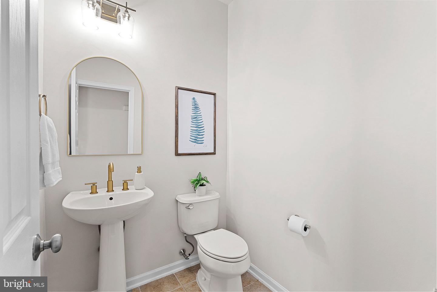 25631 ANTHEM TER, CHANTILLY, Virginia 20152, 3 Bedrooms Bedrooms, ,3 BathroomsBathrooms,Residential,For sale,25631 ANTHEM TER,VALO2116658 MLS # VALO2116658