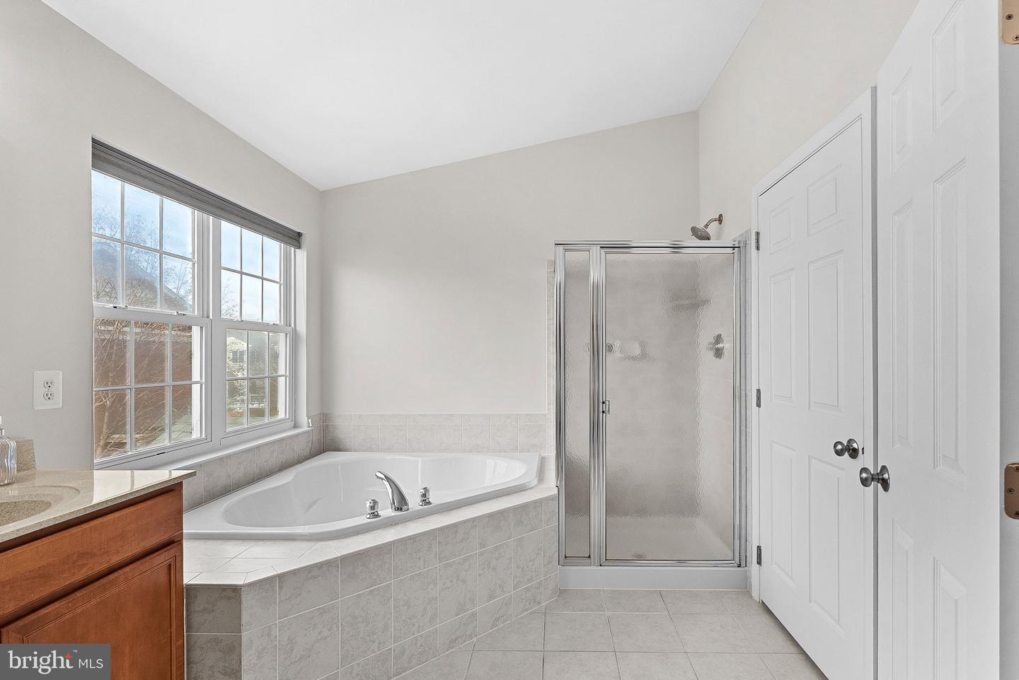 25631 ANTHEM TER, CHANTILLY, Virginia 20152, 3 Bedrooms Bedrooms, ,3 BathroomsBathrooms,Residential,For sale,25631 ANTHEM TER,VALO2116658 MLS # VALO2116658