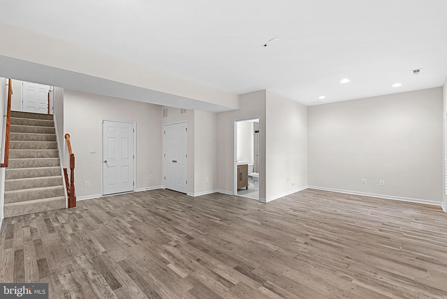 25631 ANTHEM TER, CHANTILLY, Virginia 20152, 3 Bedrooms Bedrooms, ,3 BathroomsBathrooms,Residential,For sale,25631 ANTHEM TER,VALO2116658 MLS # VALO2116658