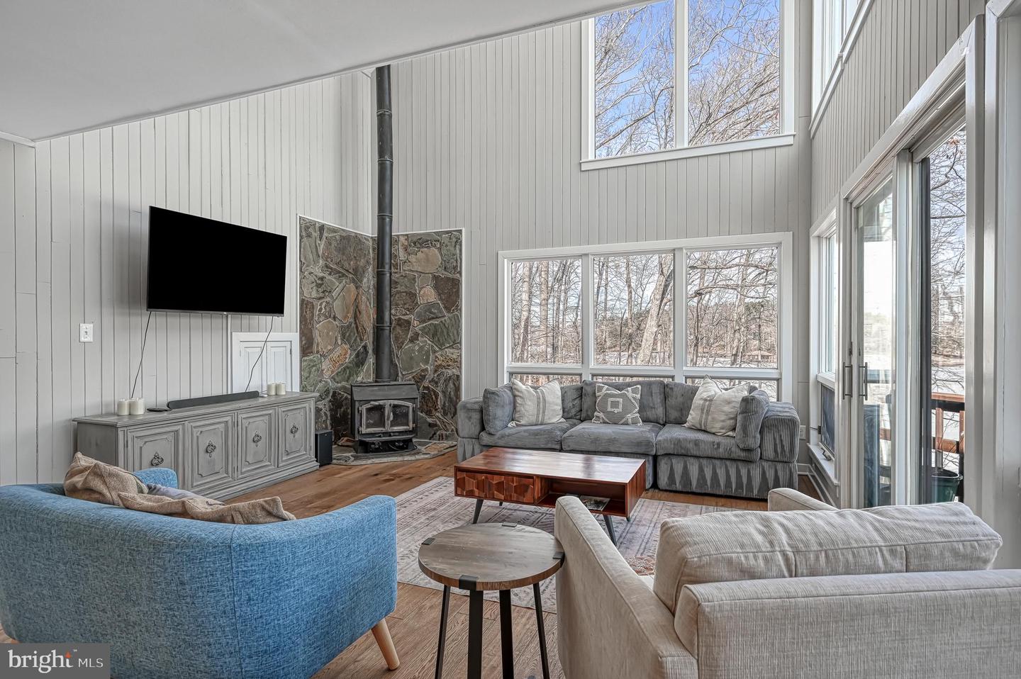 7313 OAKWOOD DR, ORANGE, Virginia 22960, 4 Bedrooms Bedrooms, 11 Rooms Rooms,2 BathroomsBathrooms,Residential,For sale,7313 OAKWOOD DR,VASP2039538 MLS # VASP2039538