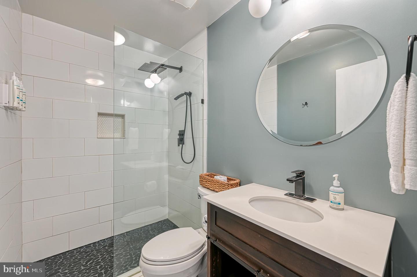 7313 OAKWOOD DR, ORANGE, Virginia 22960, 4 Bedrooms Bedrooms, 11 Rooms Rooms,2 BathroomsBathrooms,Residential,For sale,7313 OAKWOOD DR,VASP2039538 MLS # VASP2039538