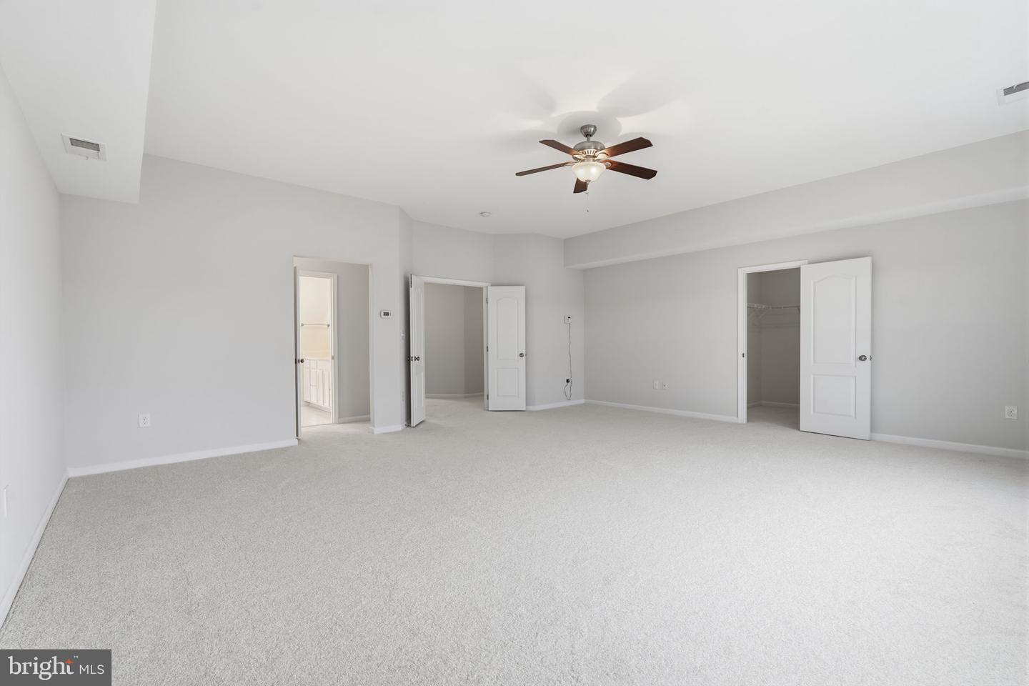 8831 CALBERA CT, GAINESVILLE, Virginia 20155, 4 Bedrooms Bedrooms, ,4 BathroomsBathrooms,Residential,For sale,8831 CALBERA CT,VAPW2113234 MLS # VAPW2113234