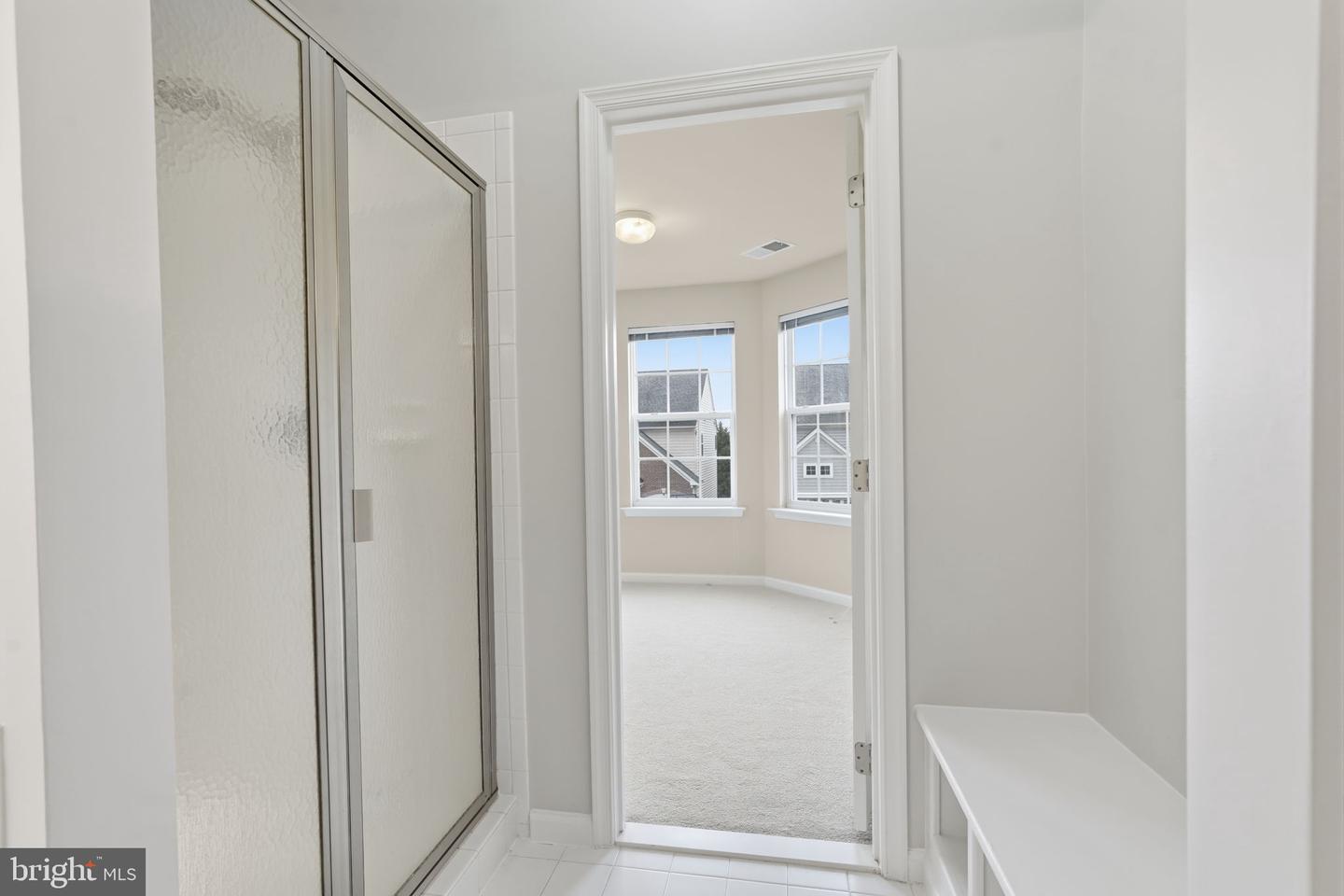 8831 CALBERA CT, GAINESVILLE, Virginia 20155, 4 Bedrooms Bedrooms, ,4 BathroomsBathrooms,Residential,For sale,8831 CALBERA CT,VAPW2113234 MLS # VAPW2113234