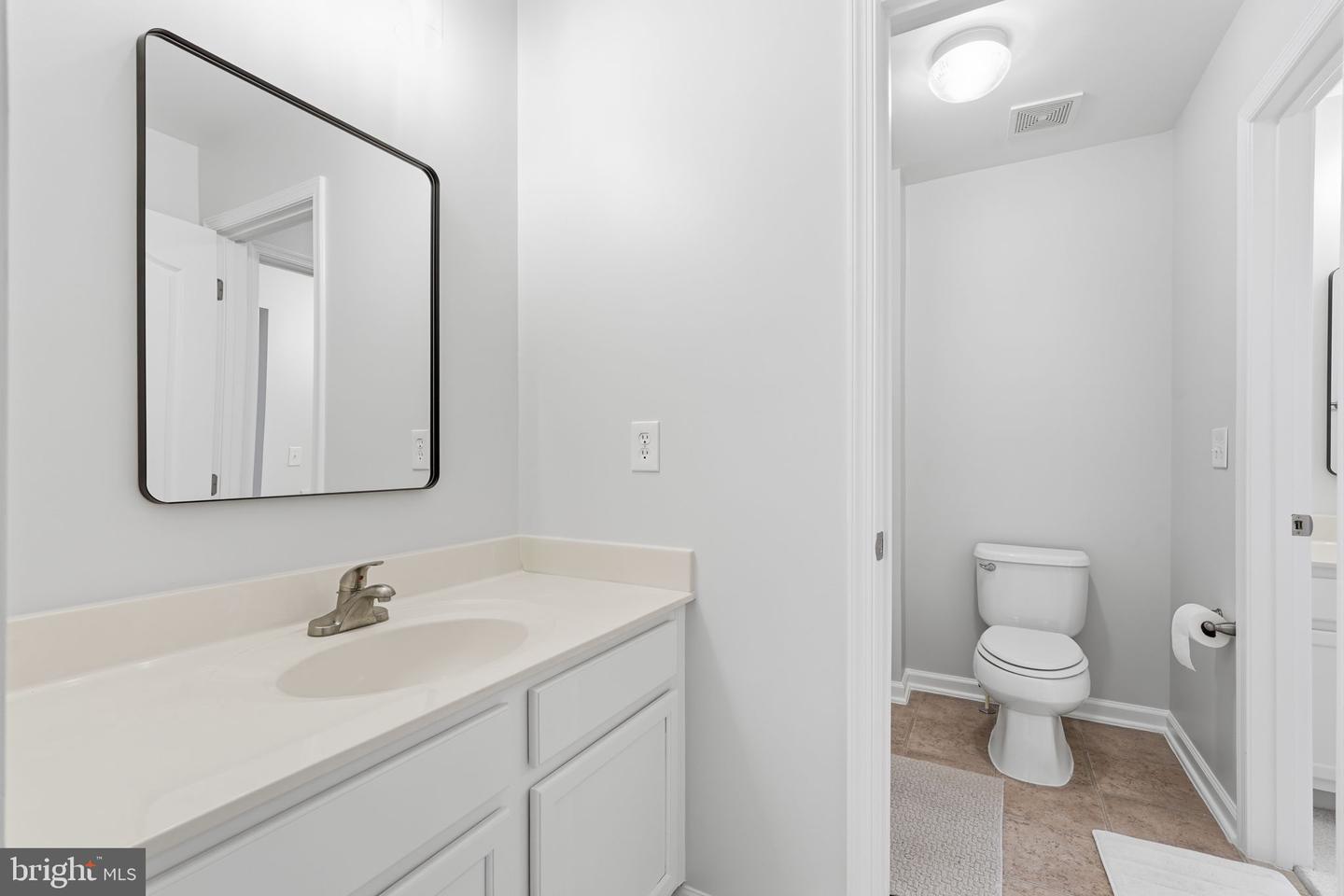 8831 CALBERA CT, GAINESVILLE, Virginia 20155, 4 Bedrooms Bedrooms, ,4 BathroomsBathrooms,Residential,For sale,8831 CALBERA CT,VAPW2113234 MLS # VAPW2113234