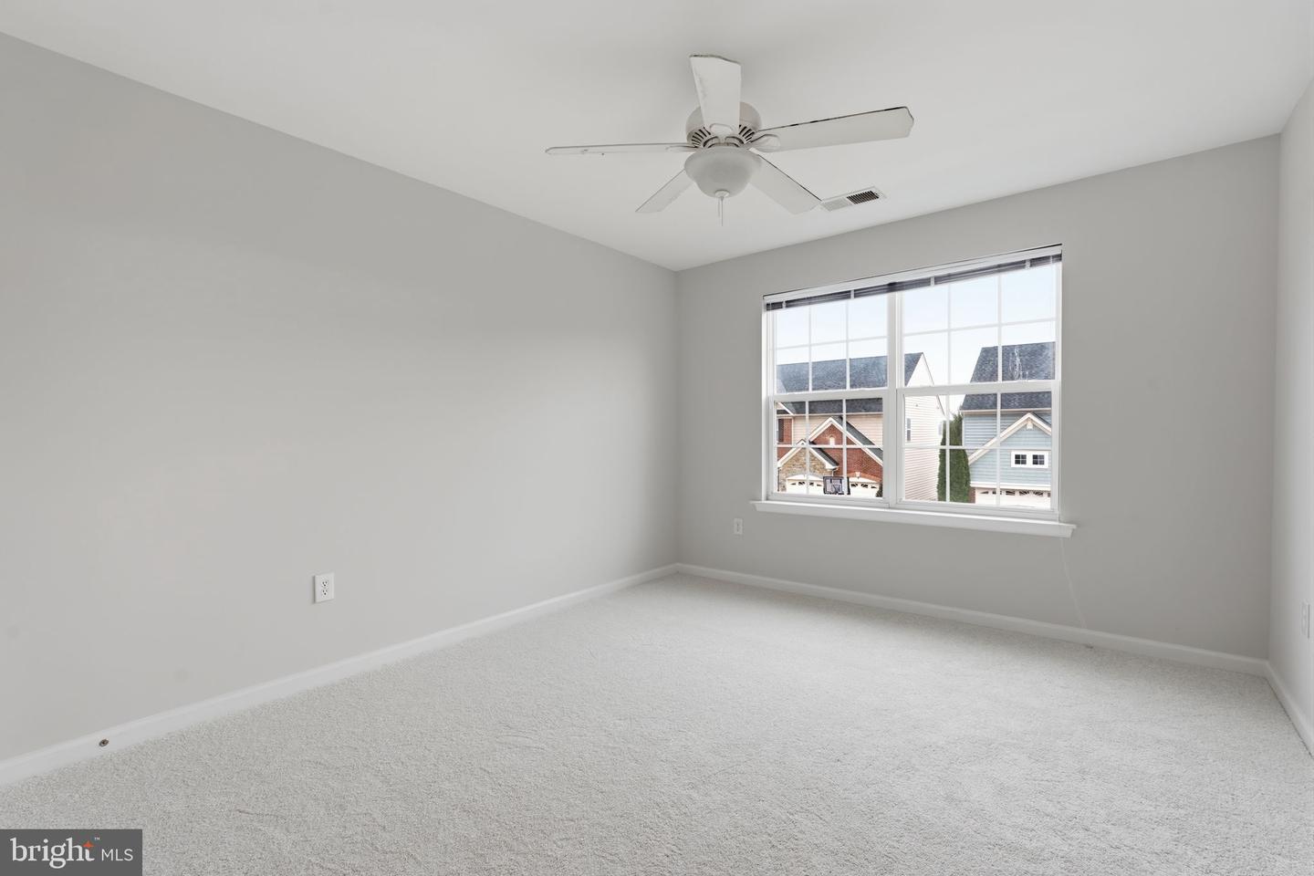 8831 CALBERA CT, GAINESVILLE, Virginia 20155, 4 Bedrooms Bedrooms, ,4 BathroomsBathrooms,Residential,For sale,8831 CALBERA CT,VAPW2113234 MLS # VAPW2113234