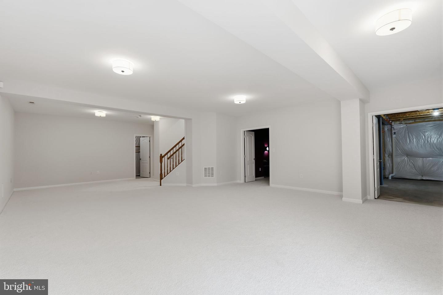 8831 CALBERA CT, GAINESVILLE, Virginia 20155, 4 Bedrooms Bedrooms, ,4 BathroomsBathrooms,Residential,For sale,8831 CALBERA CT,VAPW2113234 MLS # VAPW2113234