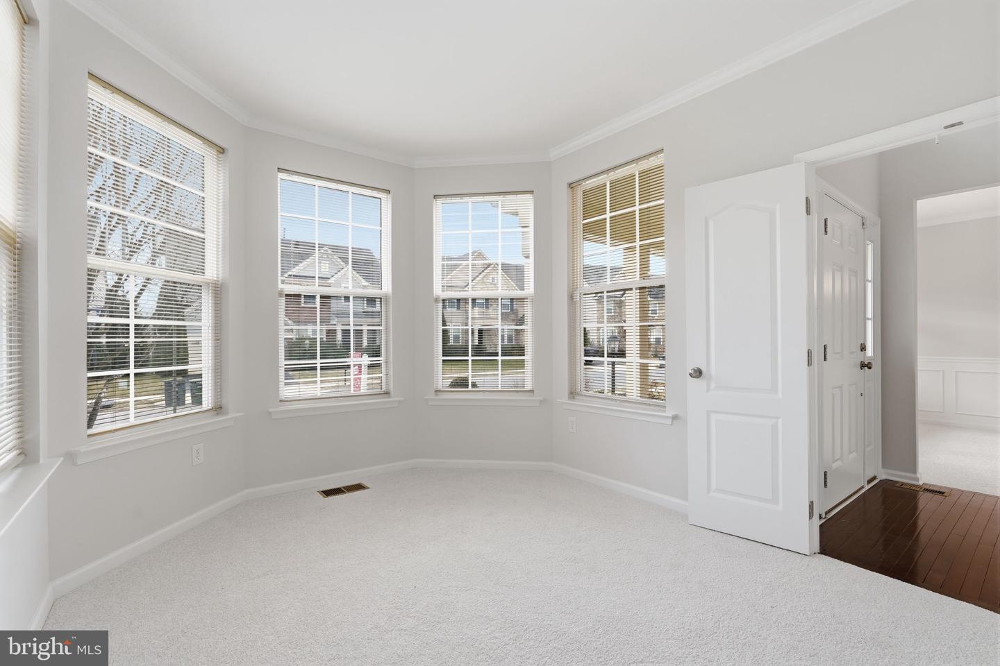 8831 CALBERA CT, GAINESVILLE, Virginia 20155, 4 Bedrooms Bedrooms, ,4 BathroomsBathrooms,Residential,For sale,8831 CALBERA CT,VAPW2113234 MLS # VAPW2113234