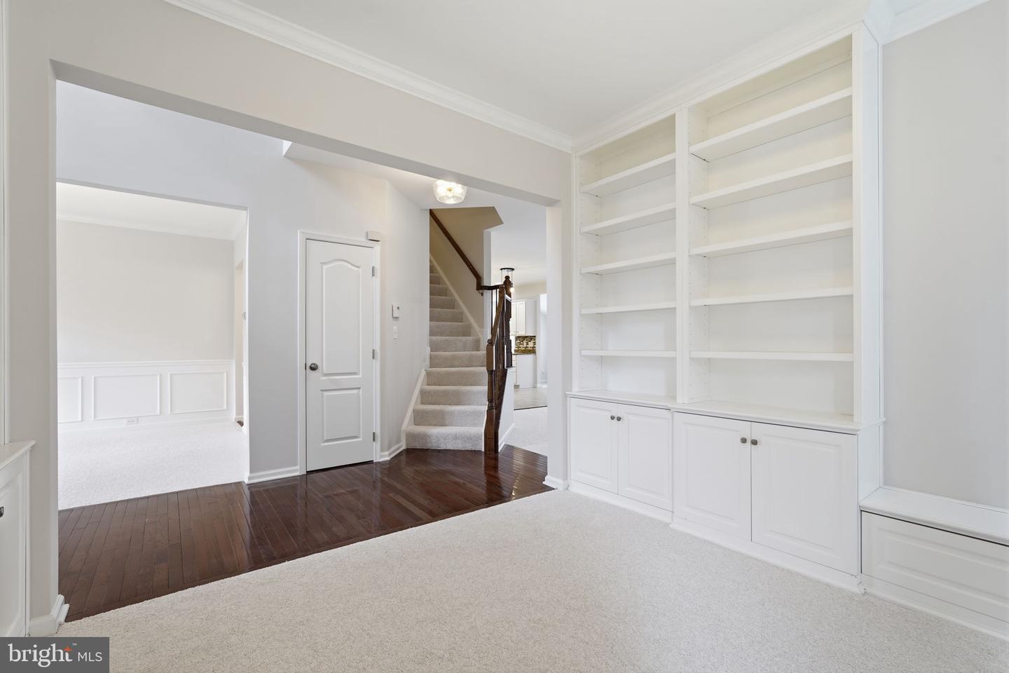 8831 CALBERA CT, GAINESVILLE, Virginia 20155, 4 Bedrooms Bedrooms, ,4 BathroomsBathrooms,Residential,For sale,8831 CALBERA CT,VAPW2113234 MLS # VAPW2113234