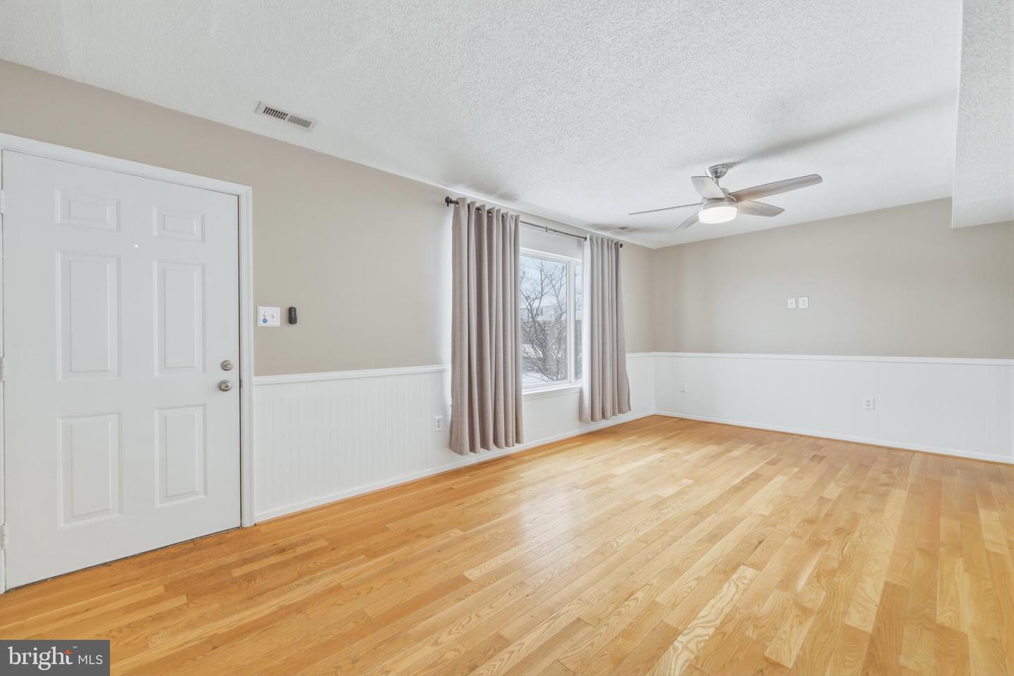 501 EMILY LN, WINCHESTER, Virginia 22602, 4 Bedrooms Bedrooms, ,3 BathroomsBathrooms,Residential,For sale,501 EMILY LN,VAFV2039770 MLS # VAFV2039770