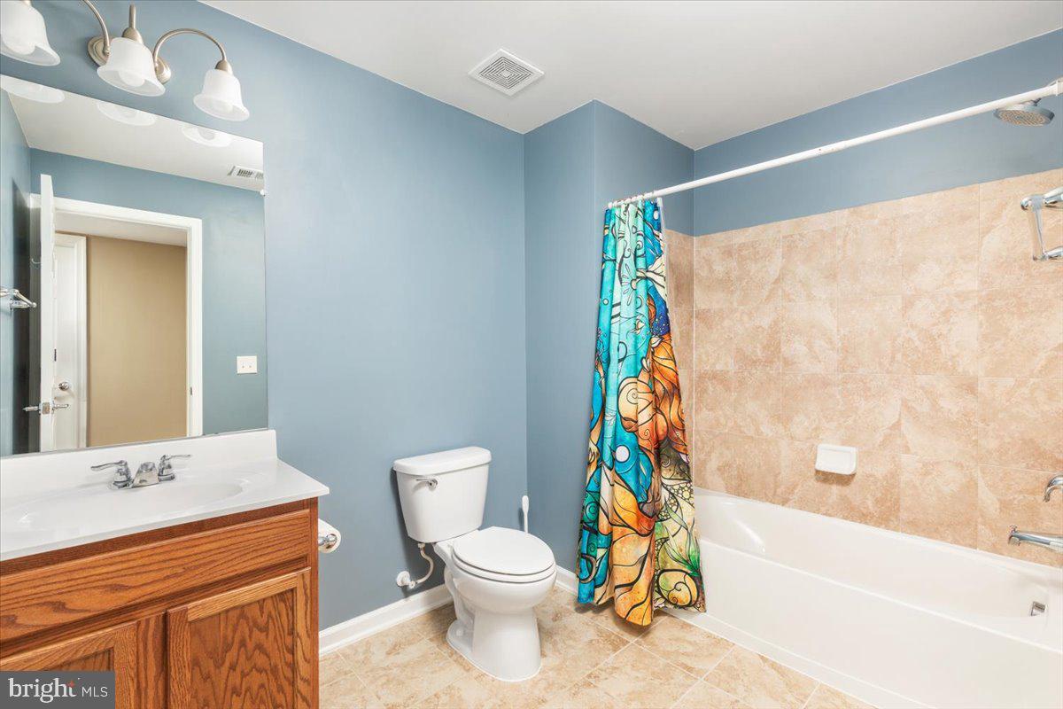 112 NORWICH CT, STEPHENS CITY, Virginia 22655, 6 Bedrooms Bedrooms, ,4 BathroomsBathrooms,Residential,For sale,112 NORWICH CT,VAFV2039772 MLS # VAFV2039772