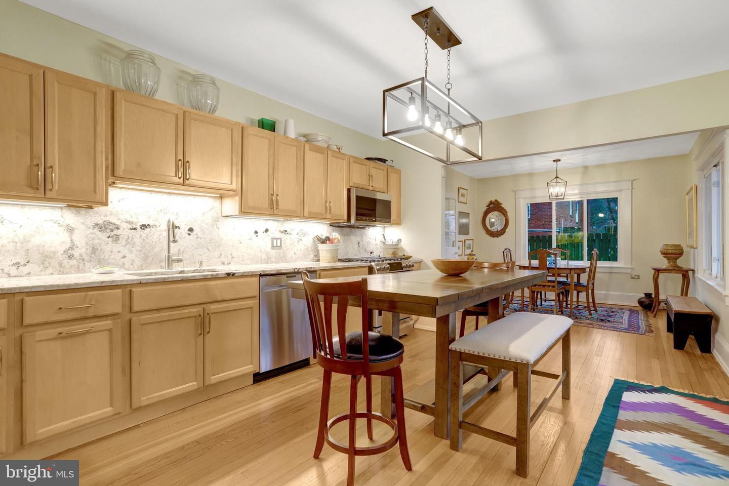 2515 N PERSHING DR, ARLINGTON, Virginia 22201, 3 Bedrooms Bedrooms, ,3 BathroomsBathrooms,Residential,For sale,2515 N PERSHING DR,VAAR2069286 MLS # VAAR2069286