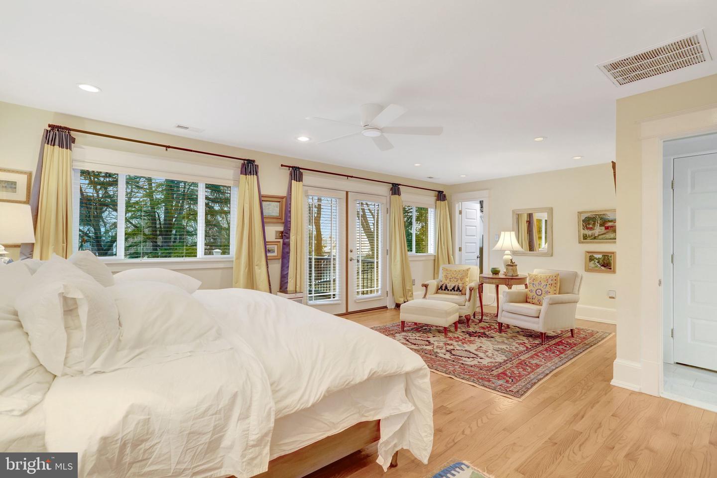 2515 N PERSHING DR, ARLINGTON, Virginia 22201, 3 Bedrooms Bedrooms, ,3 BathroomsBathrooms,Residential,For sale,2515 N PERSHING DR,VAAR2069286 MLS # VAAR2069286